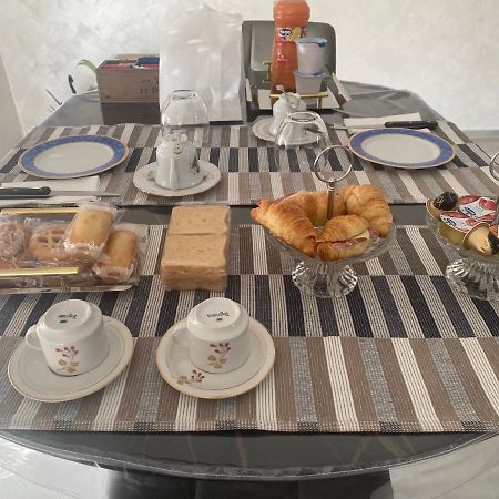 B&B Via Oliviero Termoli Luaran gambar